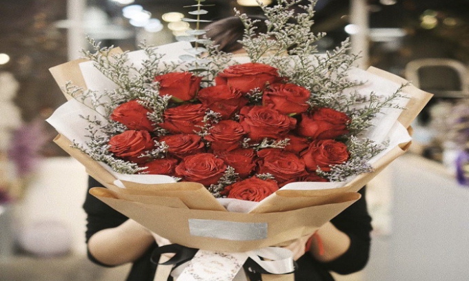 8 điều nếu chàng làm sẽ khiến nàng hạnh phúc hơn cả quà tặng đắt tiền